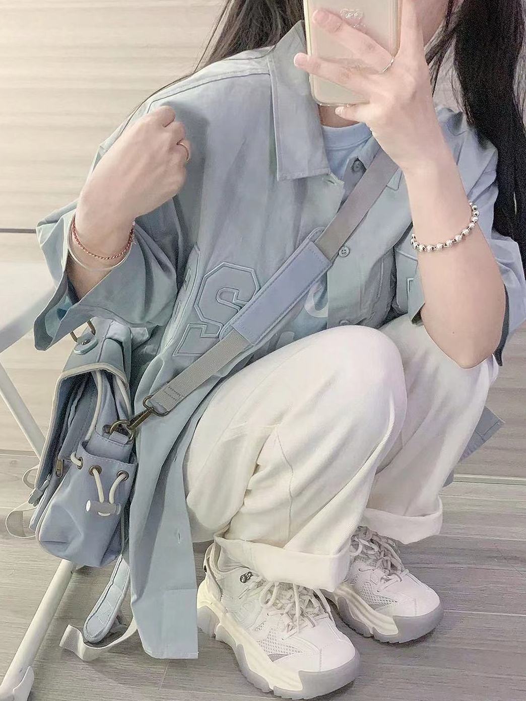 文藝小清新刺繡襯衫短袖女學生港風復古高級上衣寬鬆休閒襯衣外穿