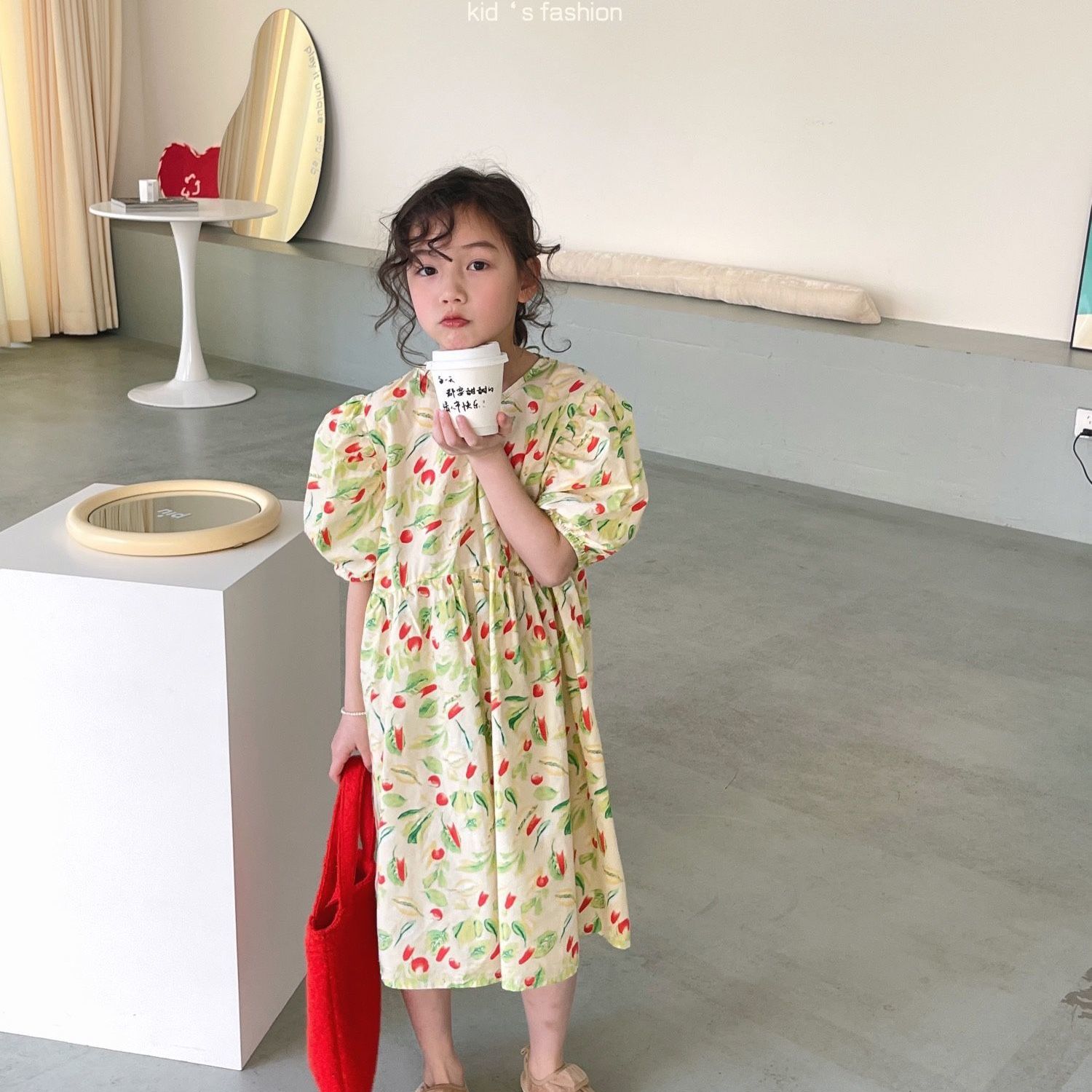 2022 new summer Korean version of girls' sweet printed puff sleeve children's short-sleeved baby dress with foreign style
