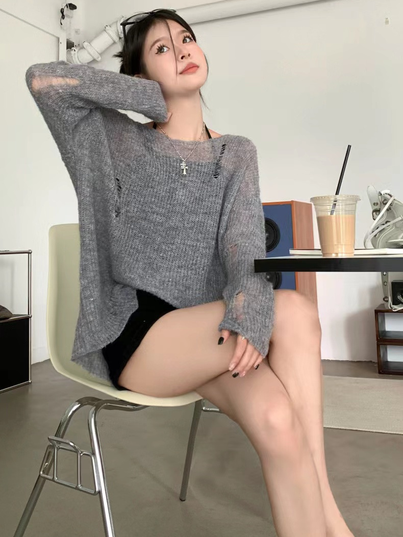 French gray ripped sweater women's thin section 2023 retro loose lazy style knitwear top sexy short section
