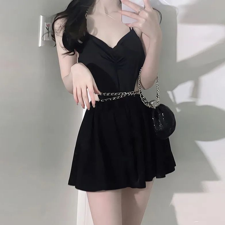 Hot spring swimsuit for women 2023 new ins internet celebrity style sexy backless skirt style black one-piece pure lust swimsuit