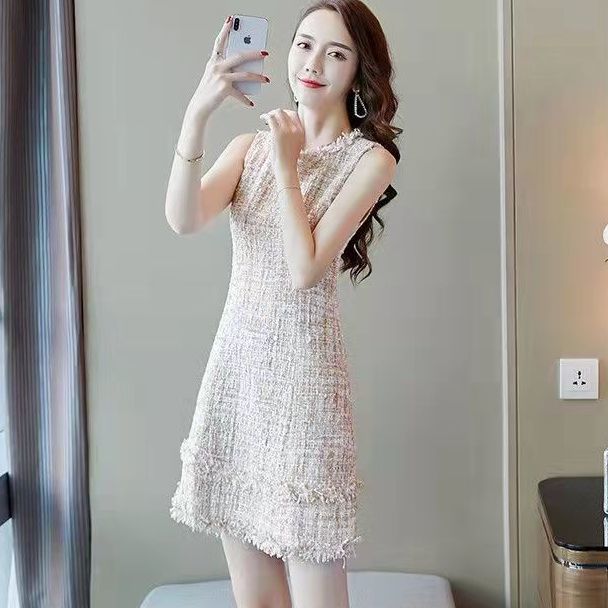 Small fragrance suit 2021 new autumn two-piece suit celebrity temperament foreign style dress tight woolen suit skirt