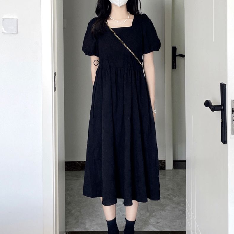 新款赫本風黑色方領泡泡袖連衣裙子女夏季大碼收腰顯瘦高級感長裙