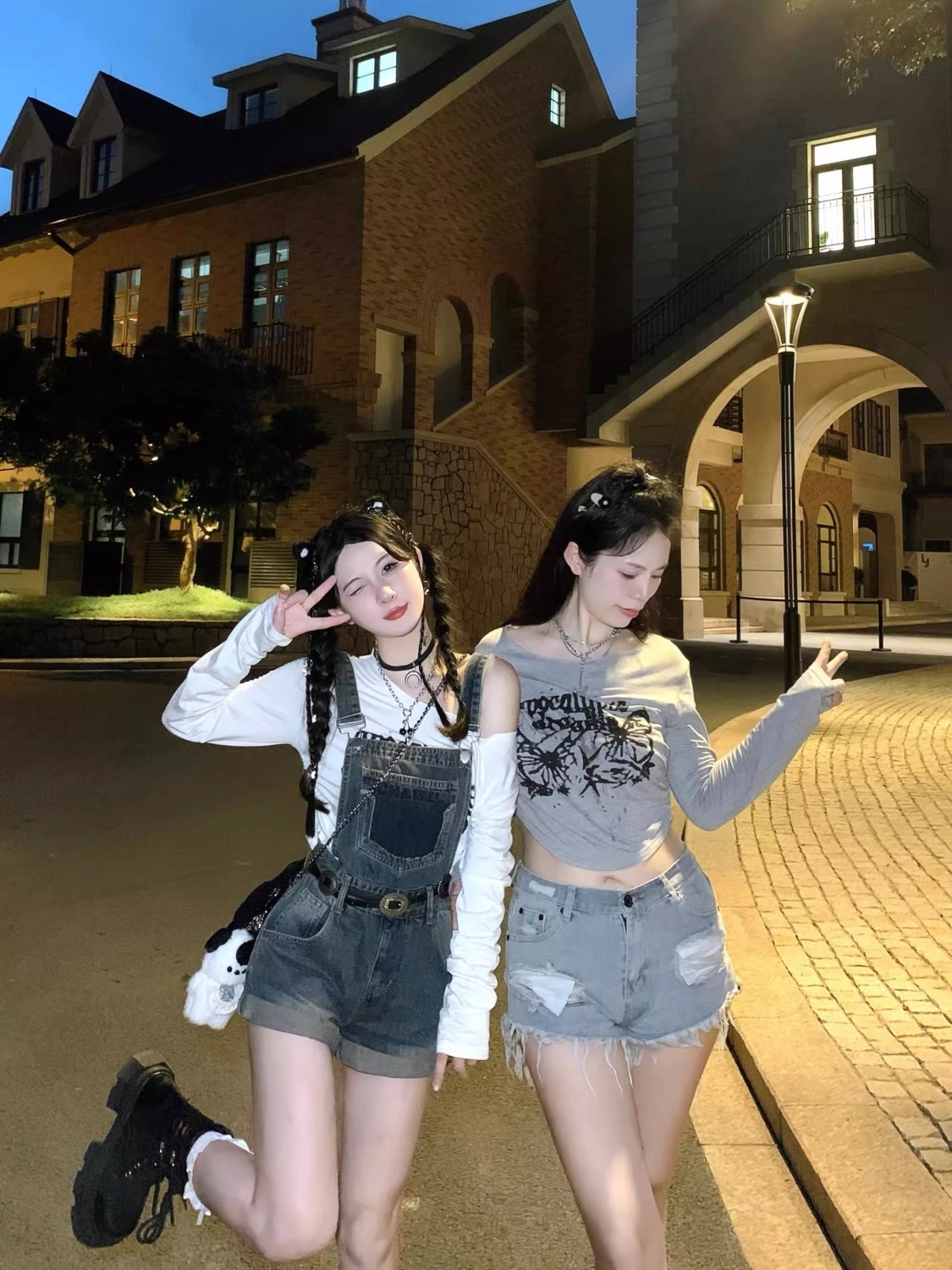 美式修身設計感復古印花長袖t恤夏季薄款小眾收腰短款打底上衣女