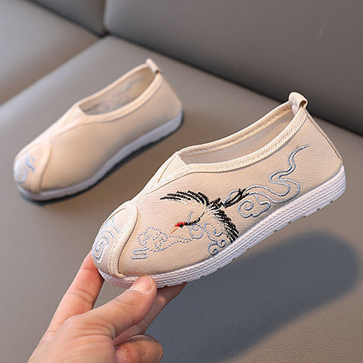 Chinese style boys handmade cloth shoes spring and autumn children's ancient costume Hanfu shoes old Beijing baby dance performance shoes