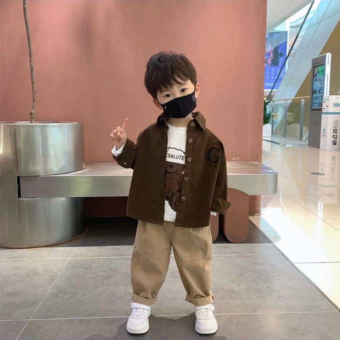 兒童春裝長袖襯衫套裝2023新款春秋男童襯衣t恤休閒褲童裝三件套
