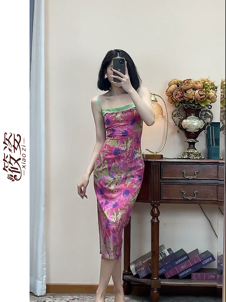 Xiaozi Goddess Fan Suspender Dress Chengdu Street Shooting Niche New Chinese Tea Break French Dress Internet Celebrity