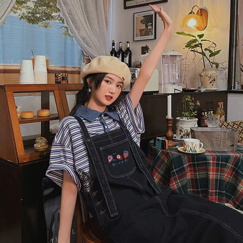 日系定製復古寬鬆草莓刺繡圖案牛仔背帶裙2022春夏季新款連衣裙潮