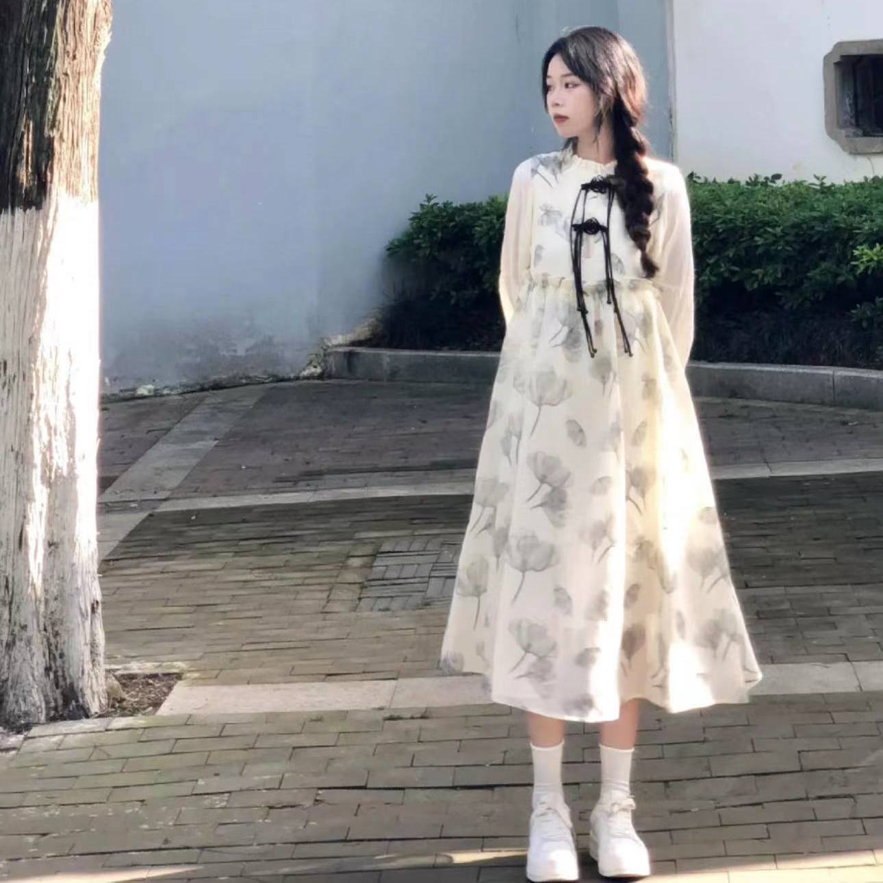 兩件/套裝日系學院風甜美精緻印花連衣裙女學生+木耳邊長袖襯衫潮