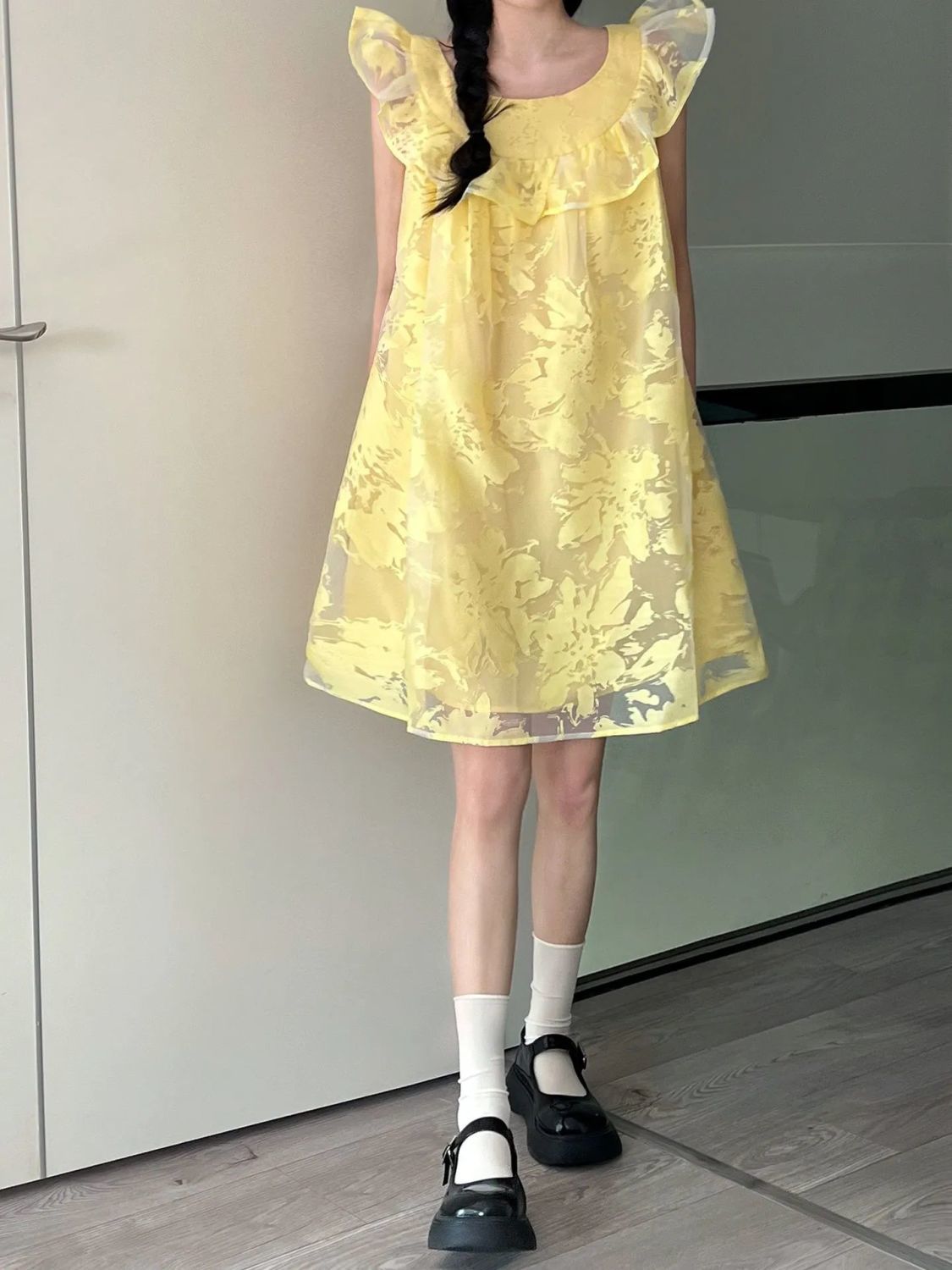 Summer  loose and thin yellow lemon ruffled doll skirt new holiday wind dress short skirt