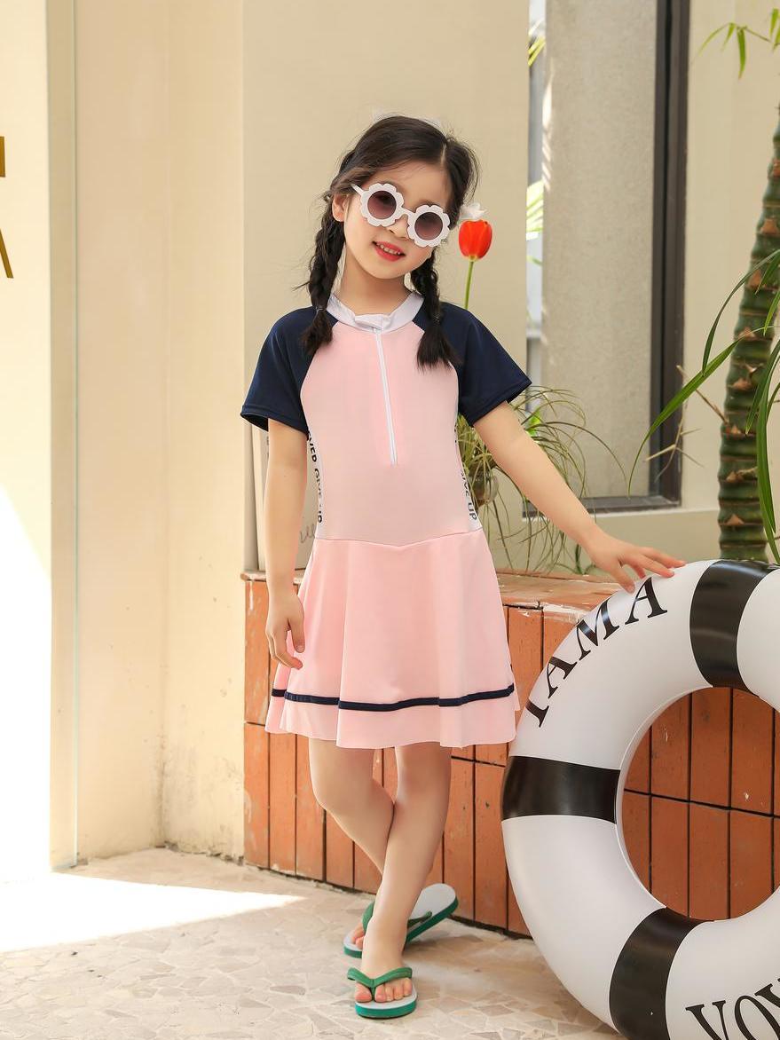 Western-style one-piece beach quick-drying children's swimsuit, young and sporty, cute and skin-friendly swimsuit, swimming pool and hot spring swimsuit