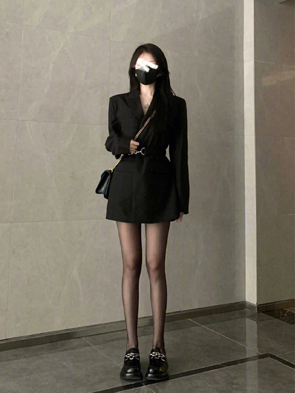 黑色西裝外套女高級感新款春秋小個子時尚設計感小眾西服收腰顯瘦