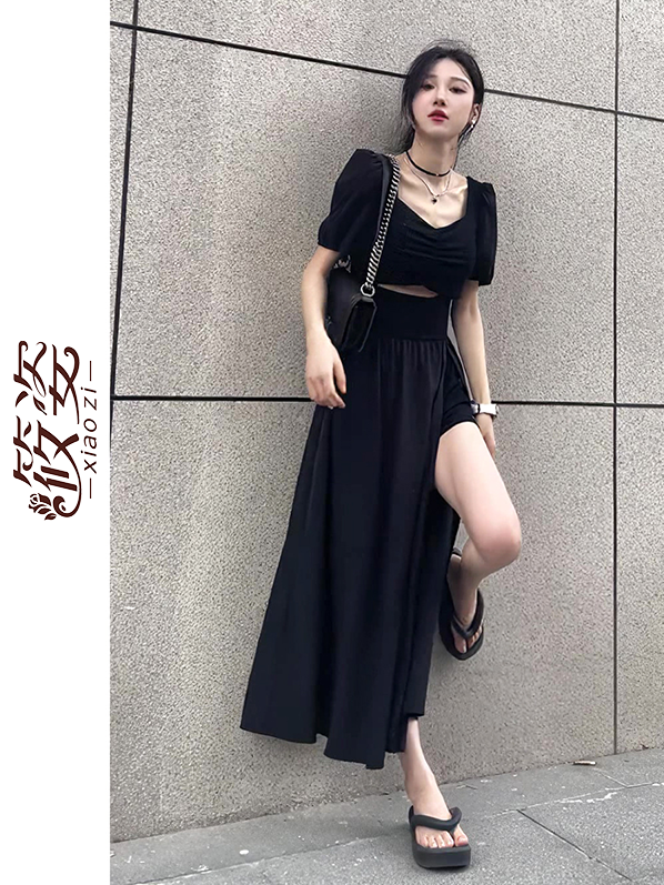 Xiaozi French black square collar short-sleeved slit dress women's new French style niche design sense long skirt tide