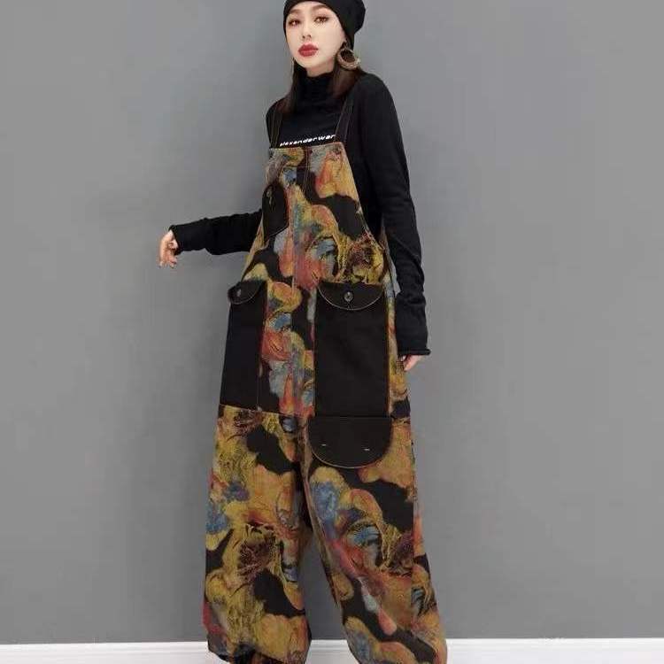 Autumn 2023 new retro style loose large size age-reducing foreign style fashion print large pocket female one-piece overalls