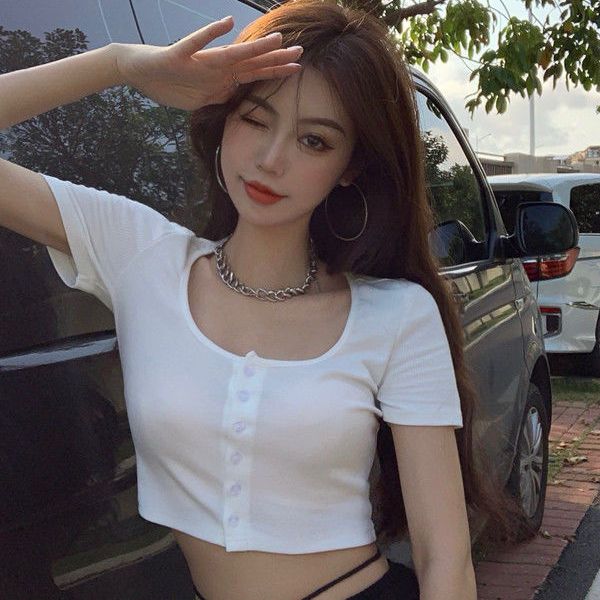 Korean hot girl tight short section navel single-breasted t-shirt female student big U-neck summer short-sleeved thin cardigan top