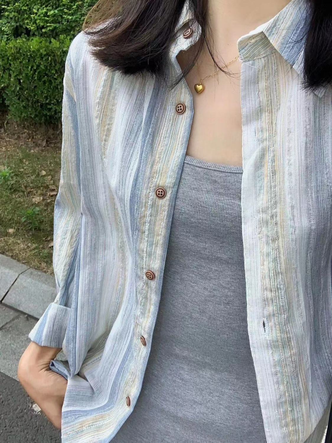 夏季薄款防曬衫撞色豎條紋襯衫女港風復古寬鬆顯瘦中長款襯衣外穿