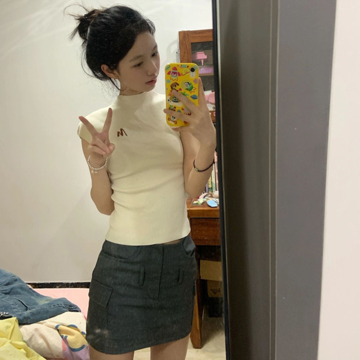 VIBRATE 2023 new Korean version super good-looking knitted sweater short-sleeved t-shirt women's summer casual all-match top tide