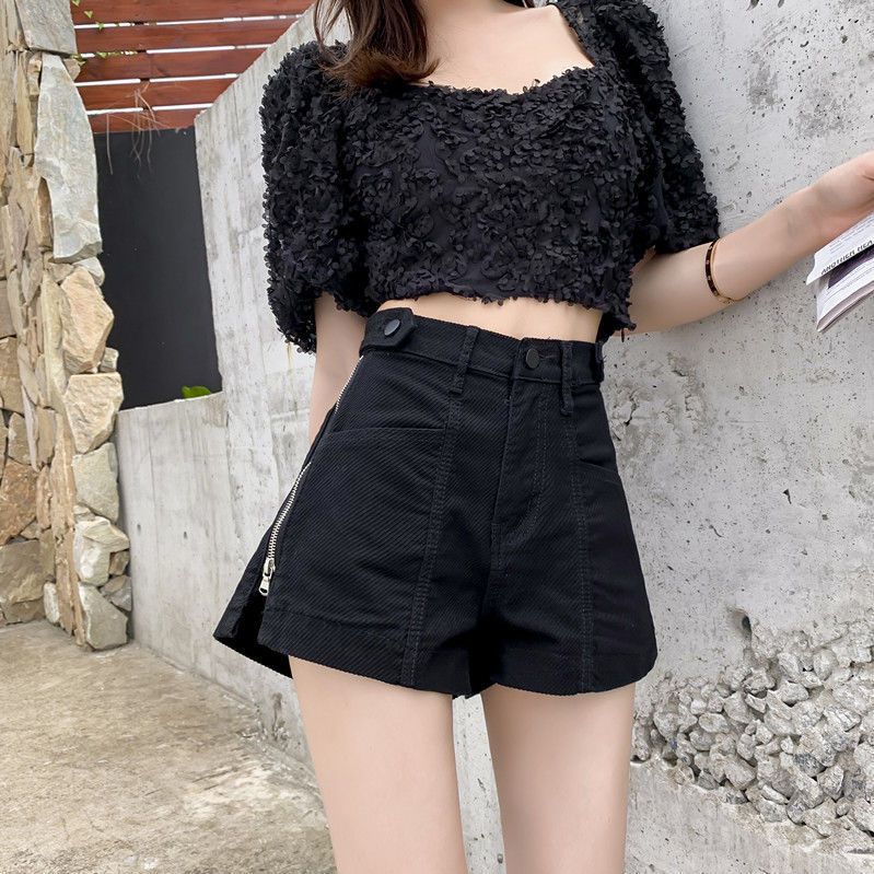 Large size women's wide leg pants fat MM short hot pants women's thin summer 200kg slim Joker denim shorts women ins