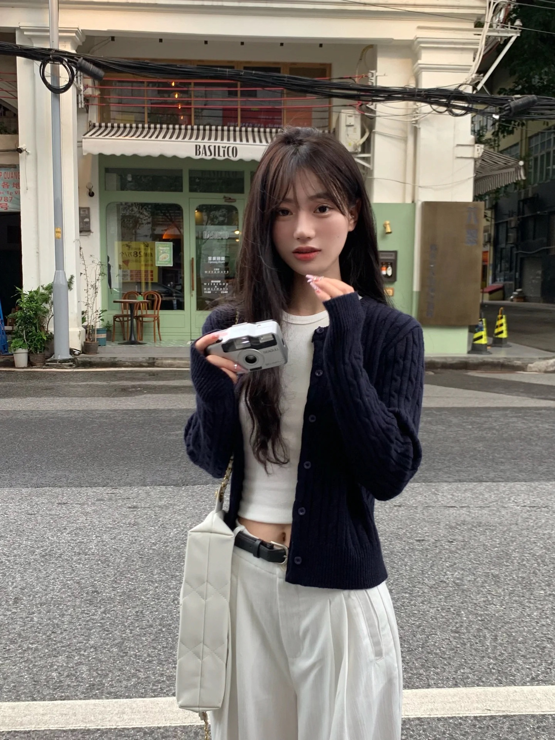 三件套裝女2023新款韓系短款毛衣針織開衫內搭背心高腰闊腿牛仔褲