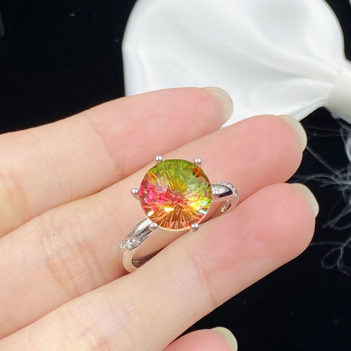 Bague tendance en argent S925, ornée d'une tourmaline colorée en forme de pastèque, inspirée des célébrités d'Internet. Cadeau idéal pour femme._voghion.com