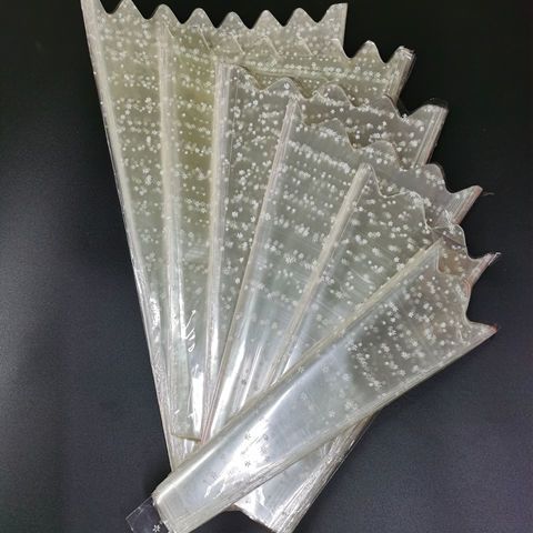 鲜花塑料套袋透明带星点花袋玫瑰康乃馨等鲜花花袋 虎窝拼