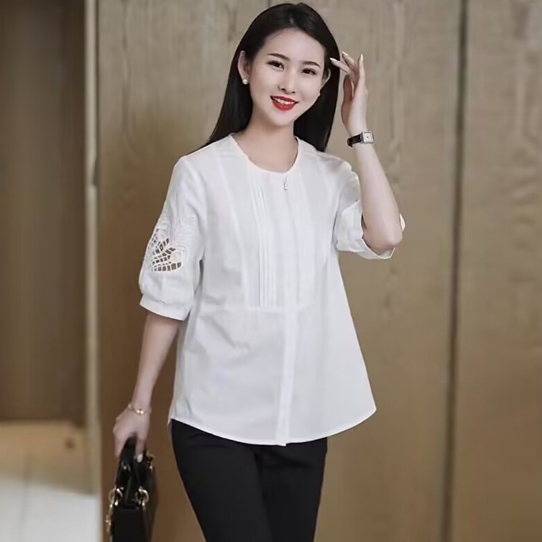 藍海奕諾圓領寬鬆棉襯衫2023夏季女新款中袖鏤空刺繡休閒百搭上衣