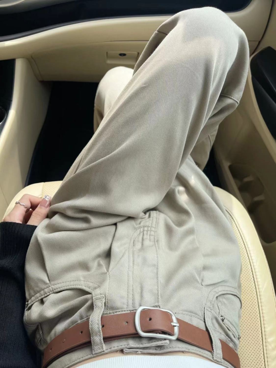 美式復古卡其色休閒直筒牛仔褲女秋季設計感高腰寬鬆顯瘦闊腿褲子