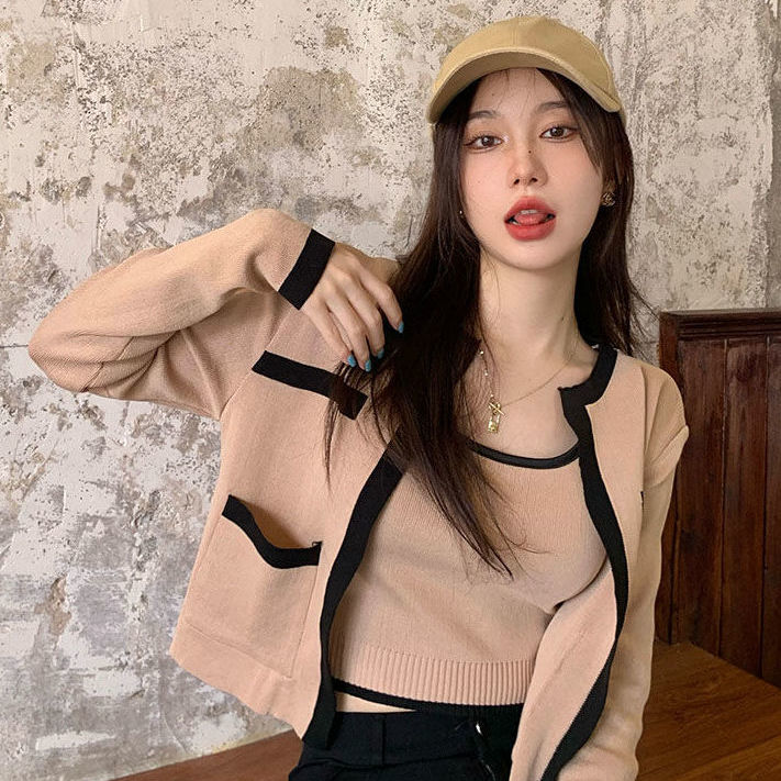 Hong Kong style suit female retro chic short cardigan jacket early autumn small vest top temperament fashion two-piece set