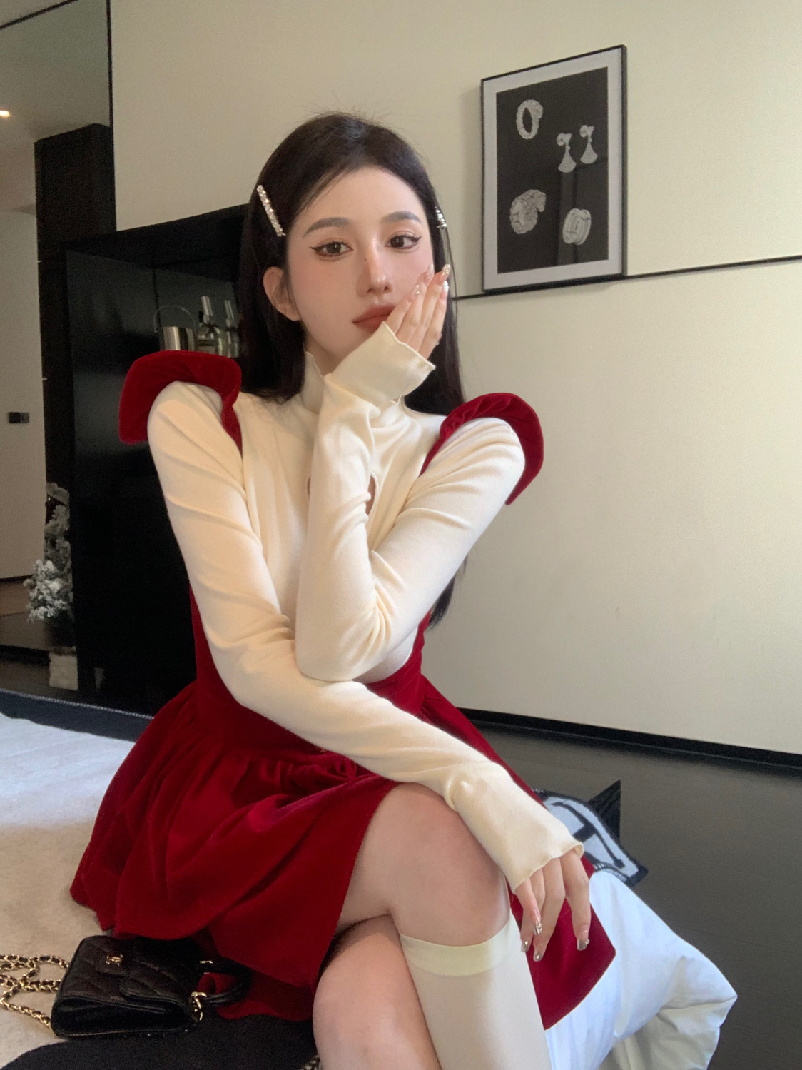 Xiaozi red velvet dress hot girl birthday dress annual meeting suspenders princess dress New Year's shirt autumn and winter new