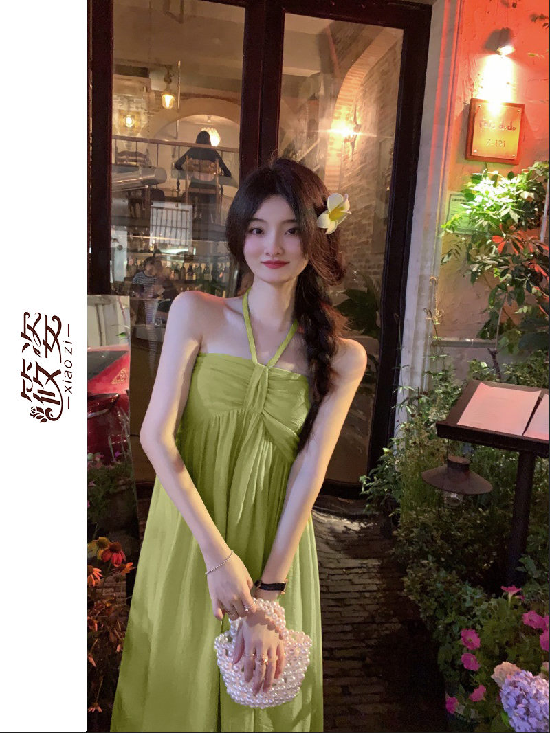 Xiaozi Hainan Sanya Seaside Holiday Beach Dress Yunnan French Super Fairy Slim Halter Neck Suspender Dress 2023