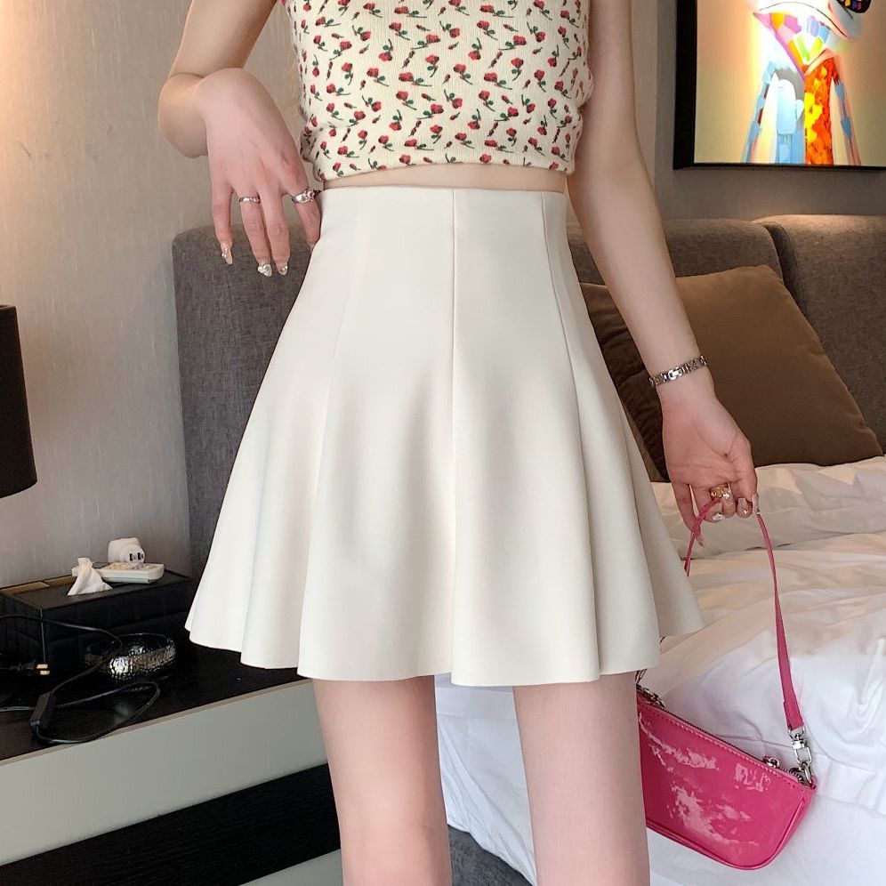 Black a-line skirt for women, high-waisted short skirt, anti-exposure  autumn and winter new style pleated skirt, slimming and flesh-covering skirt