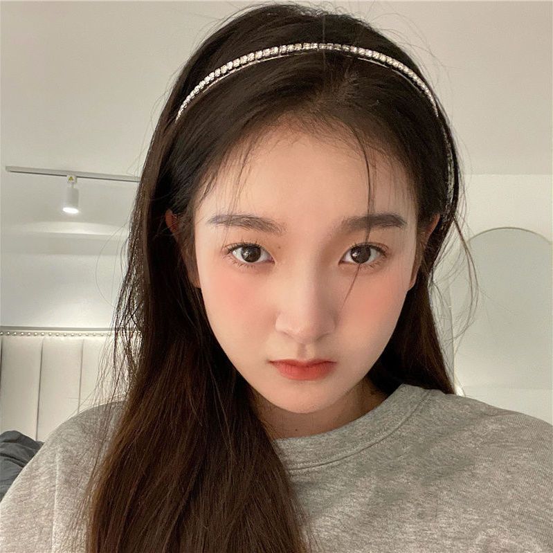 Korean ins versatile going out super fairy simple rhinestone internet celebrity thin edge pressure hair hoop female hairpin headband female Xia Xin