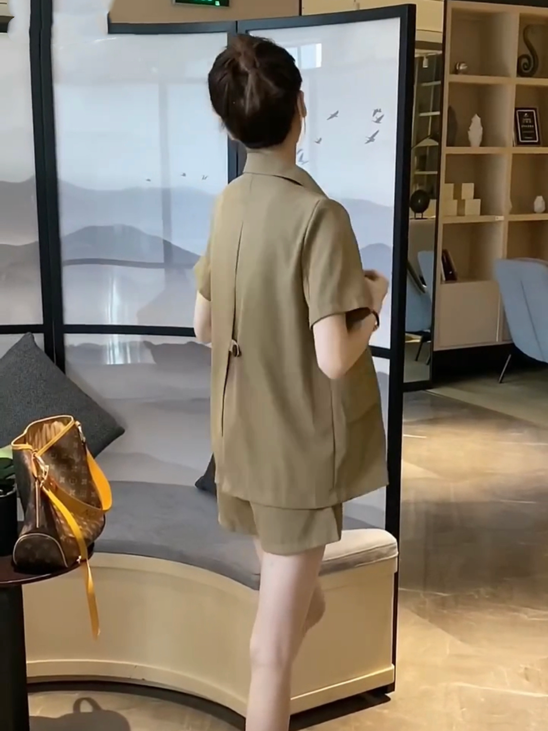 Summer khaki suit for women 2023 Korean style casual design slit street celebrity suit two-piece set