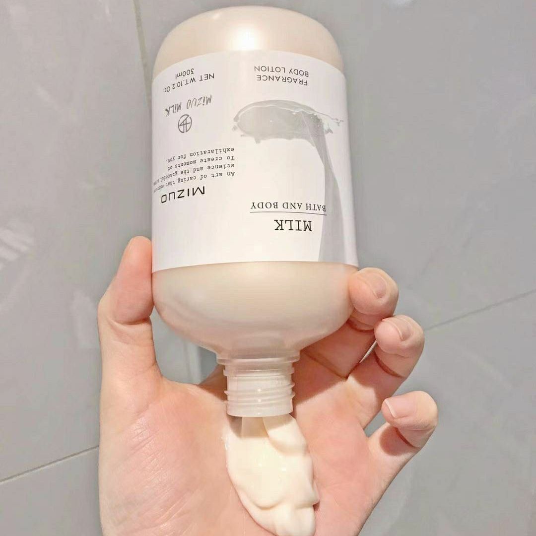Rice made body frankincense body niacinamide milk fragrance peach milk flavor whole body long-lasting fragrance moisturizing moisturizing moisturizing