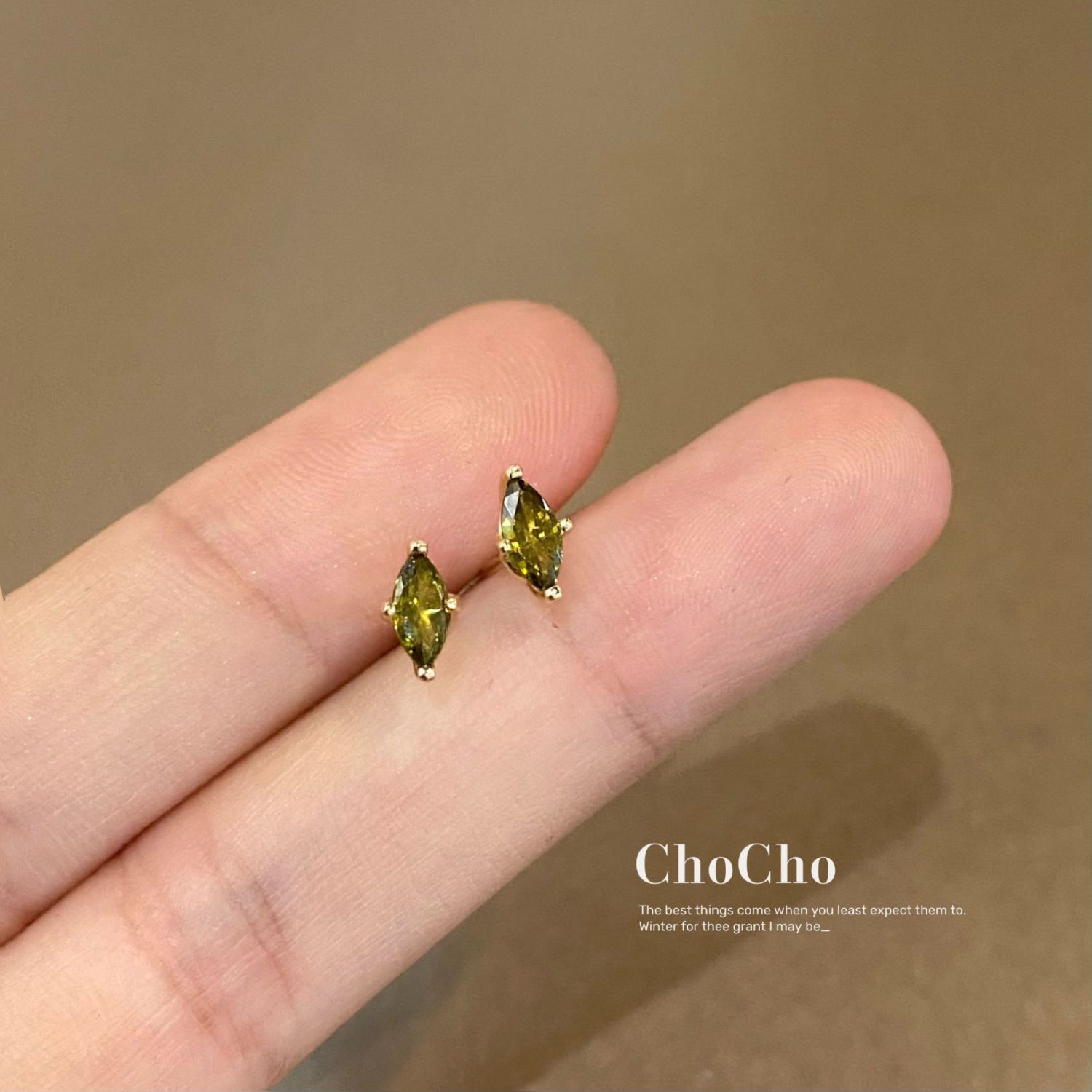 純銀耳釘橄欖綠鋯石韓國小巧簡約精緻復古小眾高級感耳環耳飾