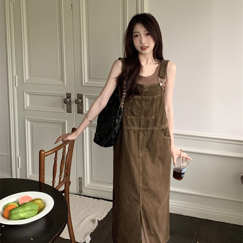 Summer new coffee color Japanese retro denim suspender skirt women's pear-shaped loose slimming age-reducing mid-length dress