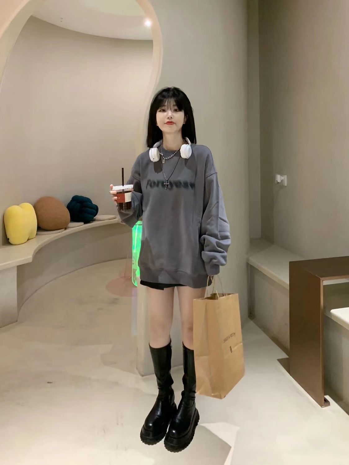 吉兔狗 春秋冬新款卫衣女复古宽松显瘦百搭圆领模糊字母印花上衣外套