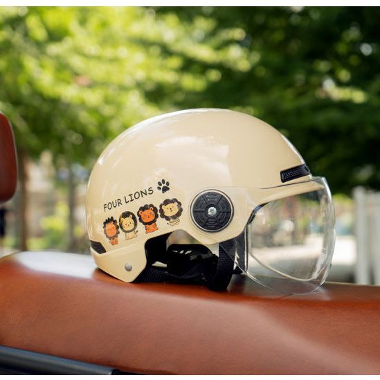 Chengye电动车头盔小狮子夏季防晒安全帽四季通用男女摩托车半盔