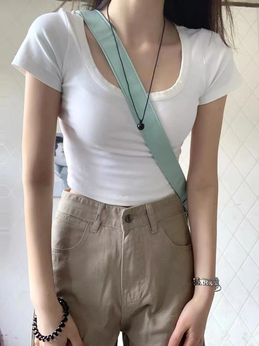 Pure desire front shoulder short-sleeved T-shirt women's summer new U-neck sweet and spicy short section navel white all-match bottoming shirt top