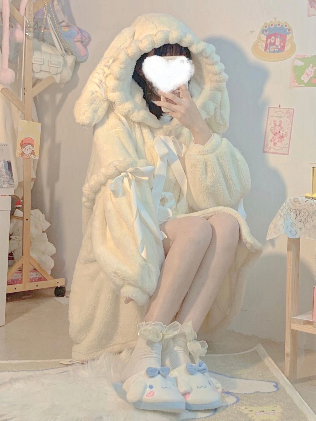 Cute nightgown Zhao Lusi same style plush pajamas 2022 autumn and winter new thickened hooded home service rabbit nightgown