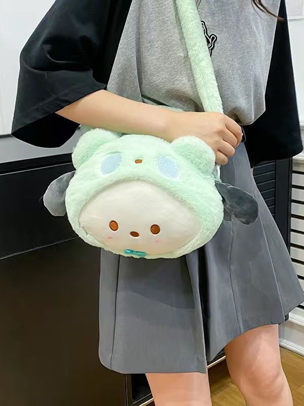 新款日系卡通包包可愛帕恰狗變裝毛絨斜挎包女生手提單肩包化妝包