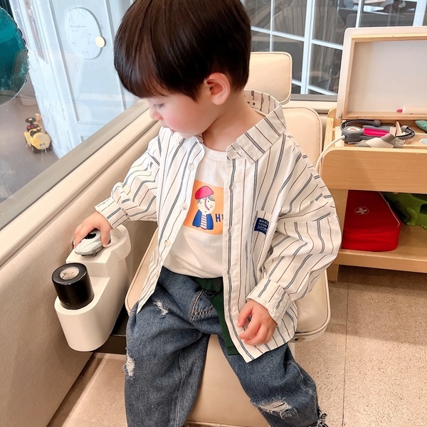 Children's clothing boy's long-sleeved striped shirt 2023 spring and autumn new children's fashion foreign style children's outerwear shirt trend
