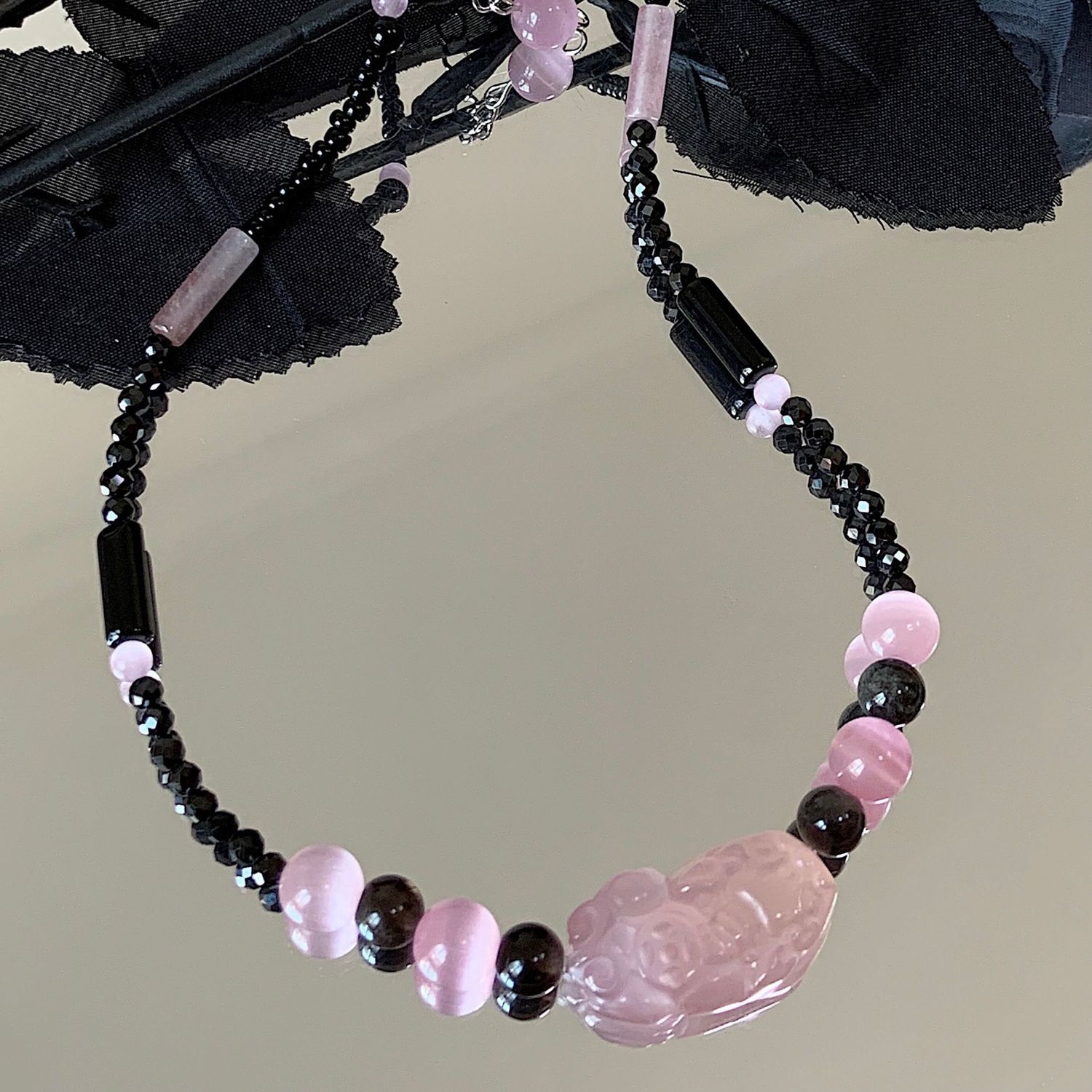 粉色貔貅串珠项链女小众设计高级感甜酷锁骨链吊坠轻奢情侣颈链潮