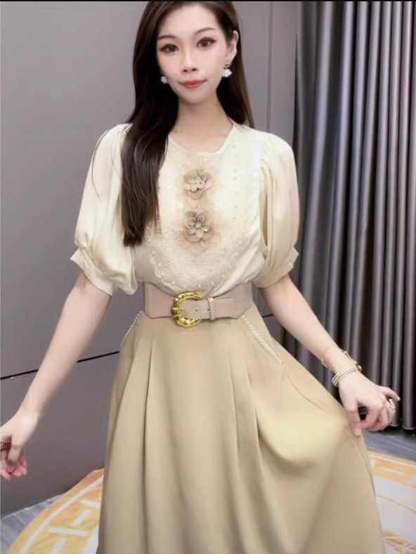 French light luxury niche celebrity goddess fan high-end puff sleeve top + skirt suit 2023 summer new style