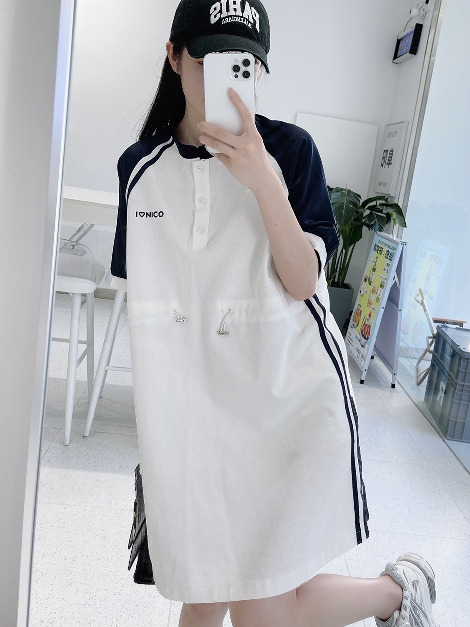 Splicing and contrasting color sports casual T-shirt skirt fat MM extra large size 300 catties loose waist covering meat thin dress summer
