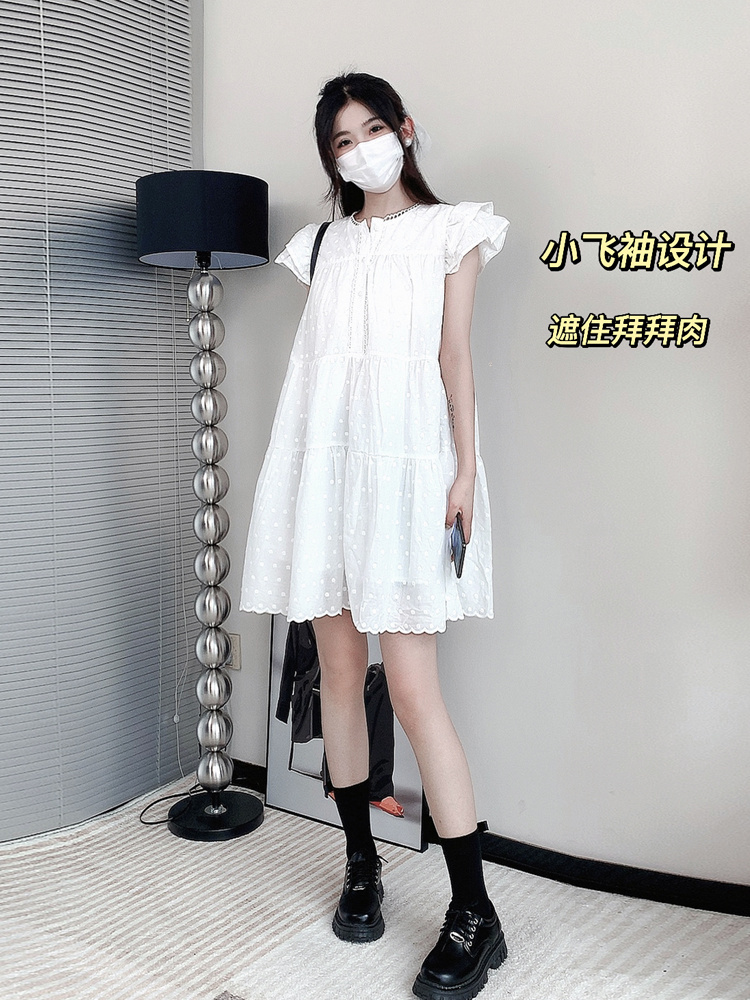 Xiaozi Pure Desire Fengsen Design Embroidery Hollow Small White Dress Female Xia Fei Fei Sleeve Mid-length Dress Korean Version