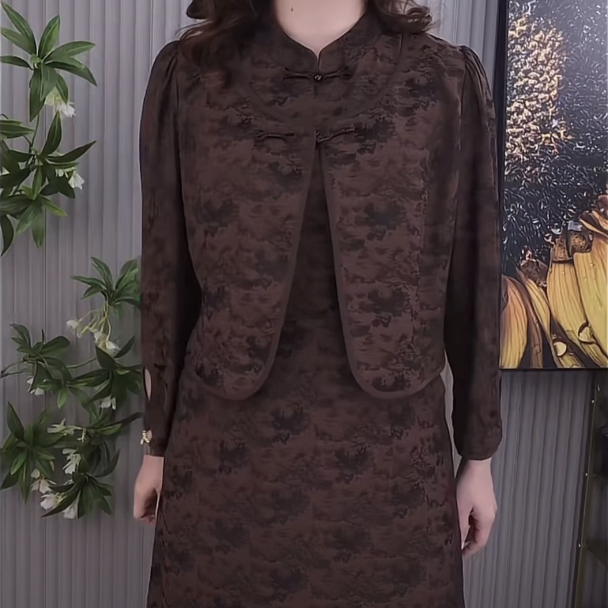 高級輕奢兩件套裝連衣裙2023新款女秋季宋錦提花緞小外套長袖裙子