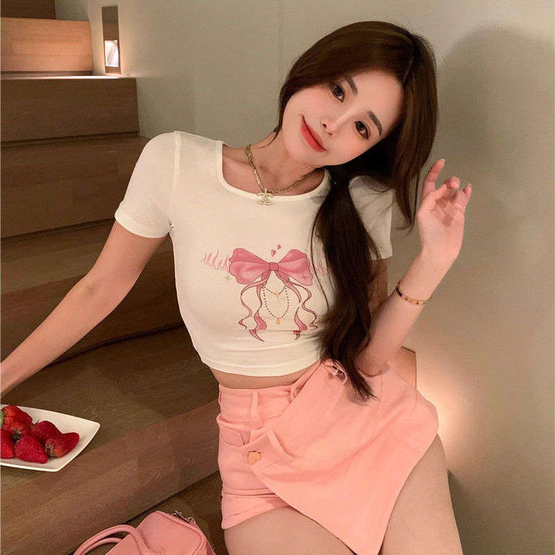 Ins girl age reduction tight high waist short t-shirt female student summer exposed umbilical chest white sweet and spicy short-sleeved top