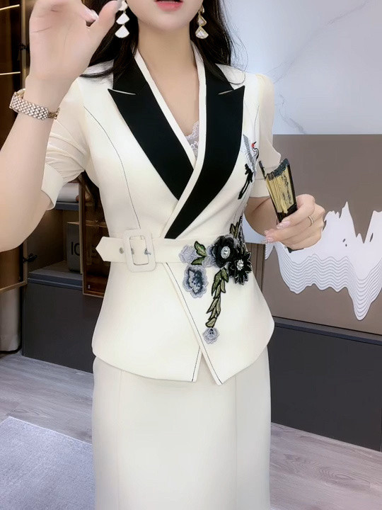 New Chinese style Chinese style 2023 summer fashion women's high-end embroidery celebrity two-piece French high-end suit