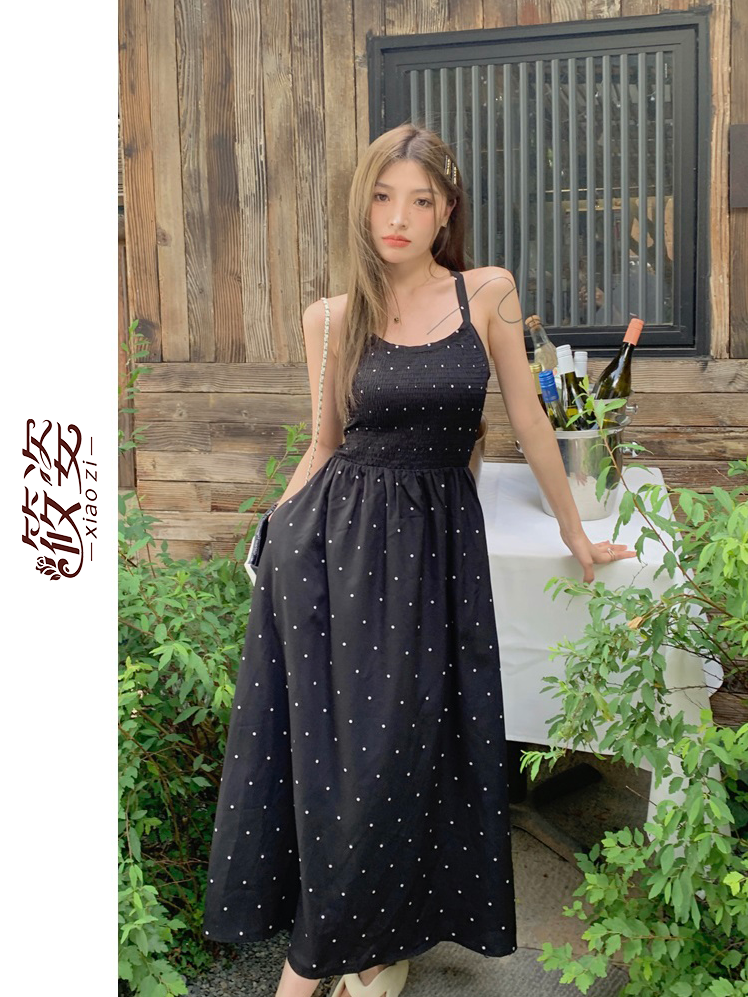 筱姿黑色波點吊帶背心連衣裙女長裙度假風沙灘裙超仙海邊a字裙子
