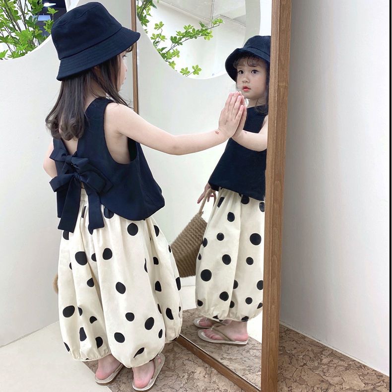 Girls' suits, baby summer clothes, two-piece suits, western-style vests, short-sleeved middle-aged and older children's casual bloomers, thin section wide-leg pants